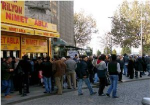 Tek kişi Nimet Abla'dan 30 bin bilet aldı